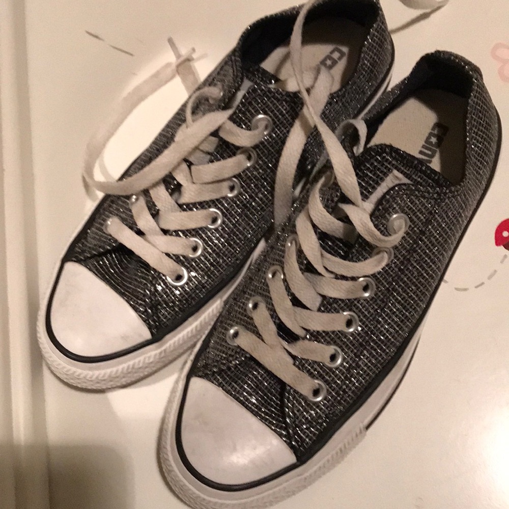 Converse sparkle tennis shoes